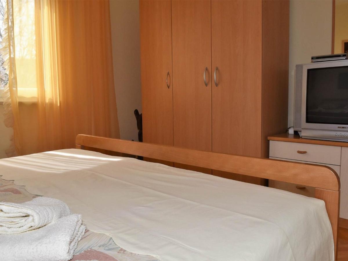Apartment Manigo Supetar Bagian luar foto